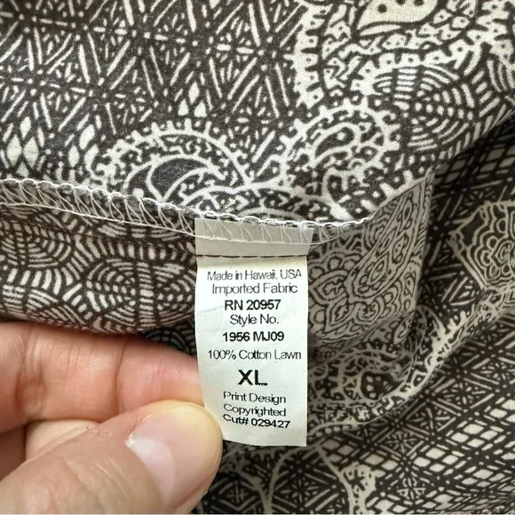 Tori Richard Men Chocolate Paisley Short Sleeve Shirt Sz XL - Picture 5 of 8